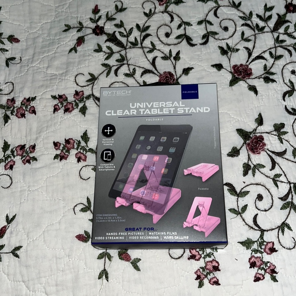 Universal clear tablet stand